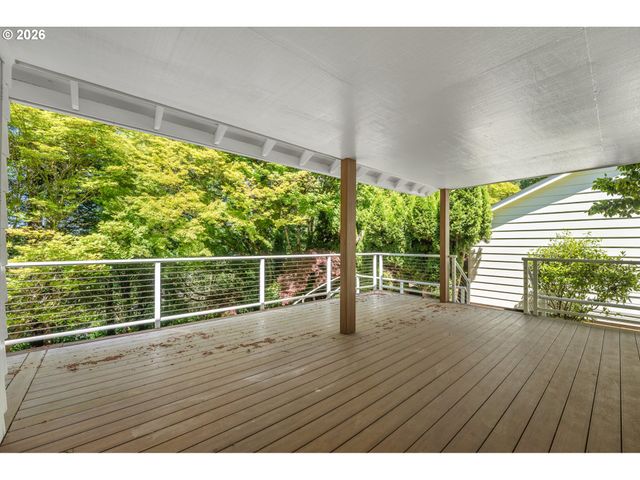 12015 Nw DUMAR Ln, Portland, OR 97229