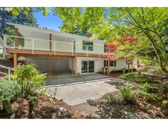 12015 Nw DUMAR Ln, Portland, OR 97229