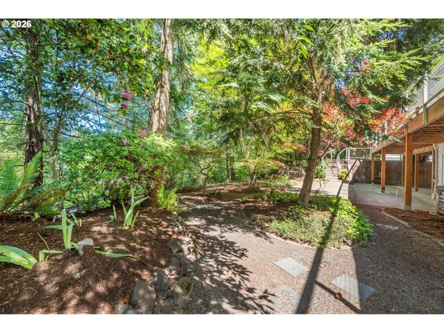 12015 Nw DUMAR Ln, Portland, OR 97229