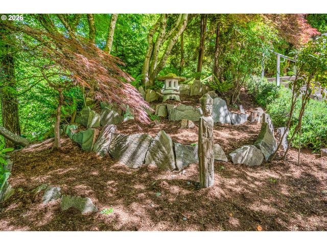 12015 Nw DUMAR Ln, Portland, OR 97229