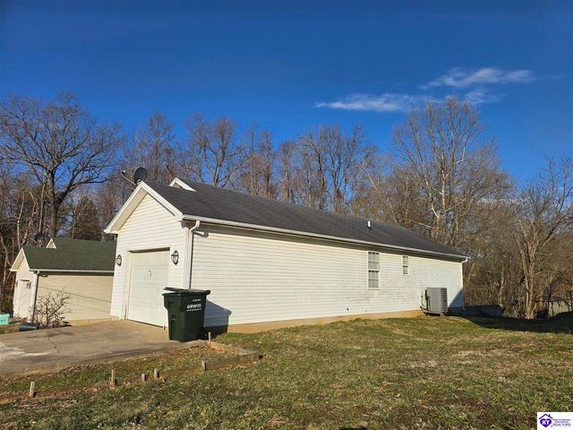 805 Andra Drive, Radcliff, KY 40160