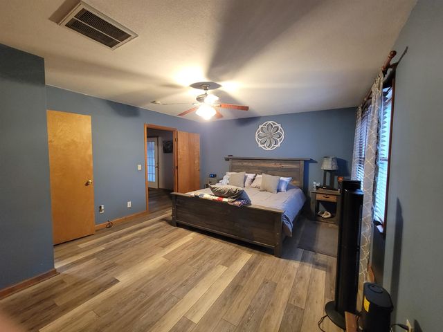 641 Briarwood Drive, Vassar, MI 48768