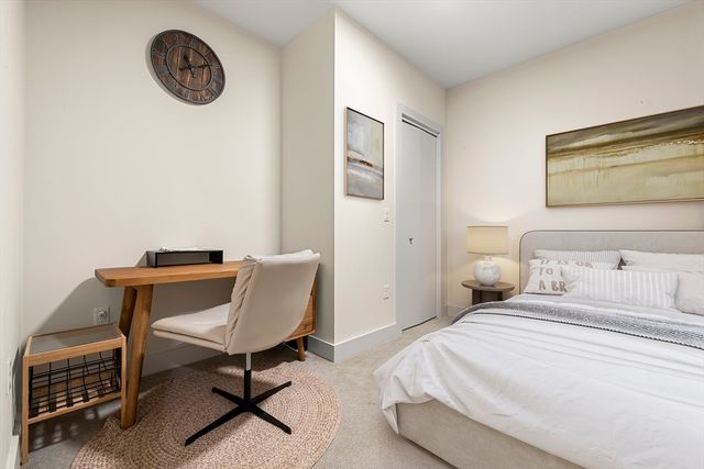 121-127 Portland St 307, Boston, MA 02114