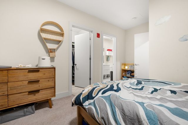 121-127 Portland St 307, Boston, MA 02114