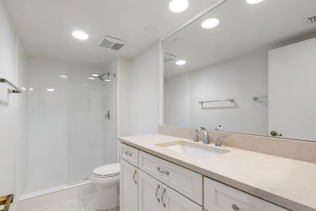 3610 S OCEAN Boulevard 310, South Palm Beach, FL 33480