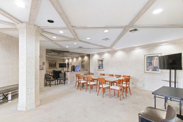 3610 S OCEAN Boulevard 310, South Palm Beach, FL 33480