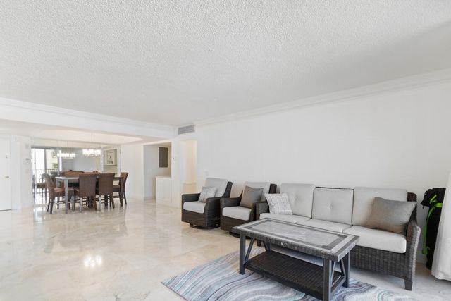3610 S OCEAN Boulevard 310, South Palm Beach, FL 33480
