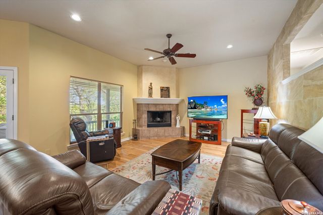 31327 Tres Lomas, Bulverde, TX 78163