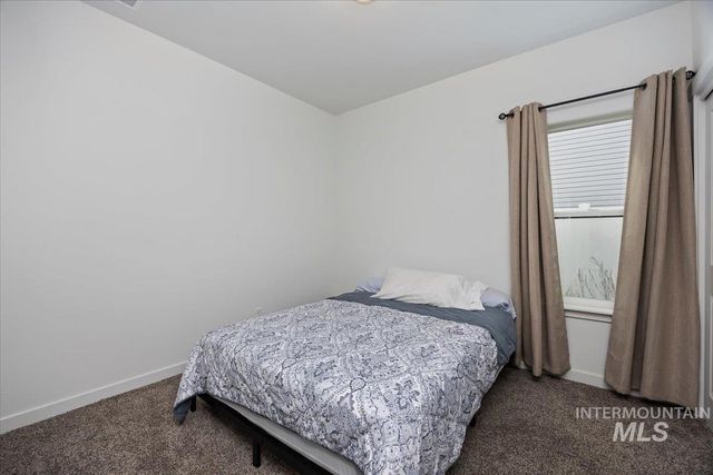 1265 Terra Ave, Twin Falls, ID 83301