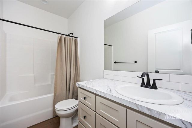 1265 Terra Ave, Twin Falls, ID 83301