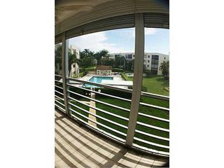 3186 Via Poinciana 311, Lake Worth, FL 33467