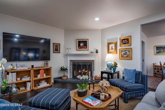 2835 N Calle Ladera, Tucson, AZ 85715