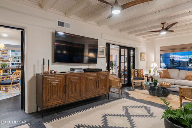 2835 N Calle Ladera, Tucson, AZ 85715