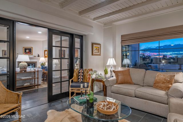 2835 N Calle Ladera, Tucson, AZ 85715