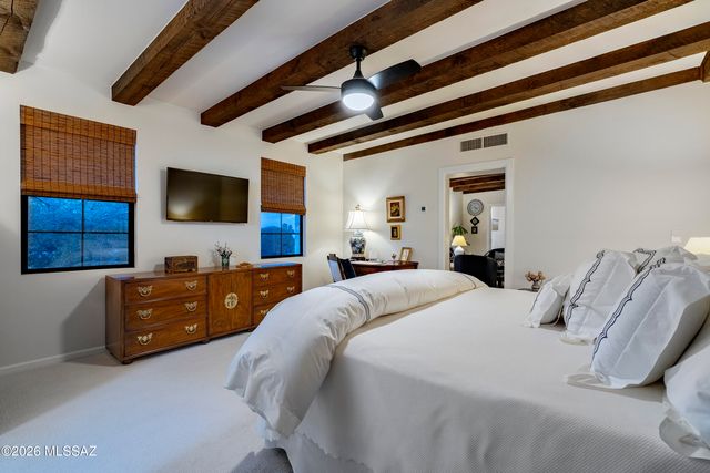 2835 N Calle Ladera, Tucson, AZ 85715