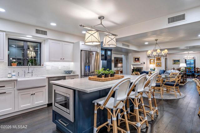 2835 N Calle Ladera, Tucson, AZ 85715