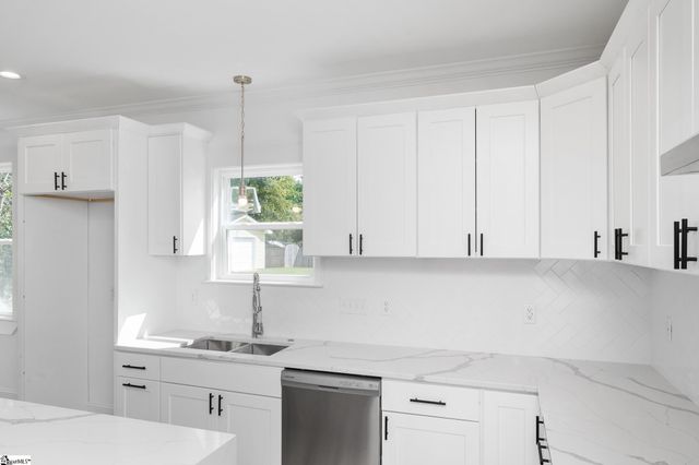 107 Mary Street, Greenville, SC 29611