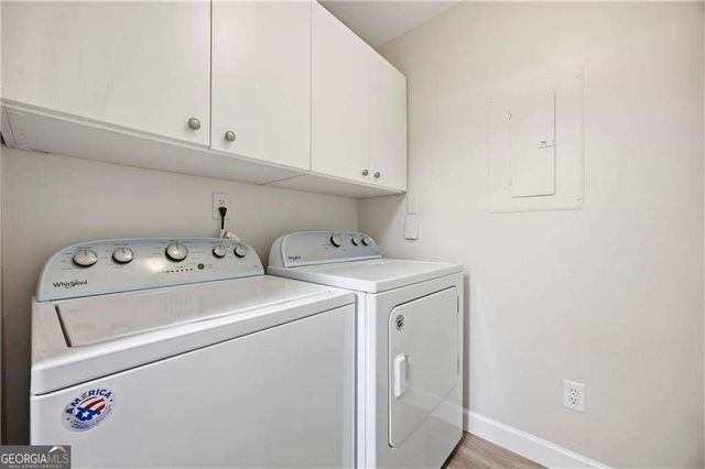 120 Granville Court, Atlanta, GA 30328