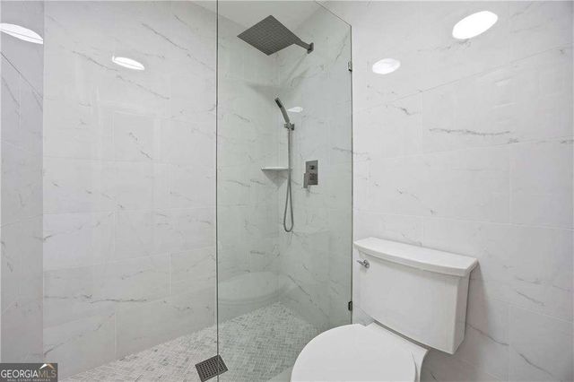 120 Granville Court, Atlanta, GA 30328