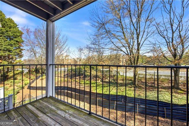 120 Granville Court, Atlanta, GA 30328