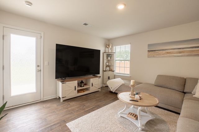 1840 Wildhorse Drive, Sumter, SC 29153