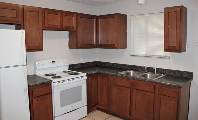 5136 WESTCHASE Court 1, Jacksonville, FL 32210