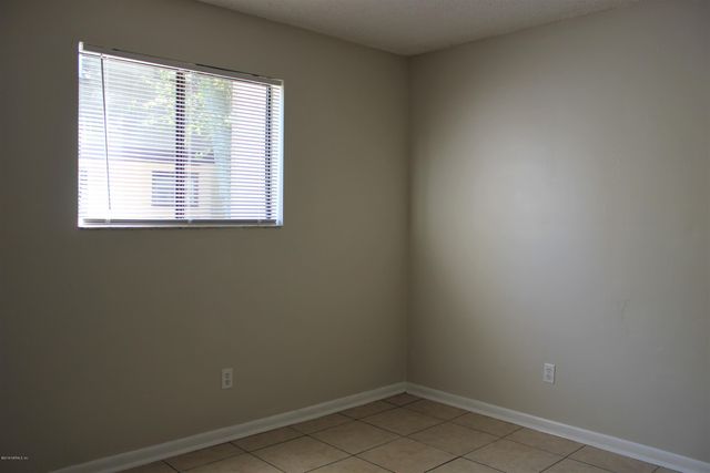 5136 WESTCHASE Court 1, Jacksonville, FL 32210