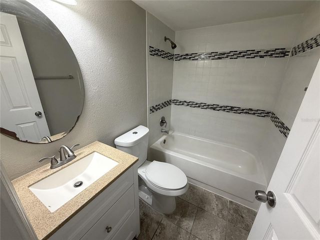 7113 E BANK DRIVE 7113, Tampa, FL 33617