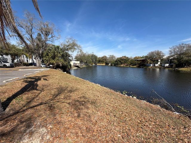 7113 E BANK DRIVE 7113, Tampa, FL 33617