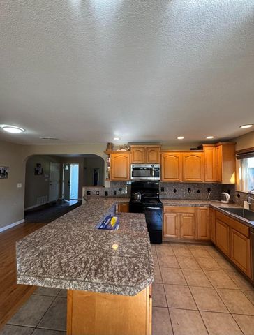 7124 Catamaran Dr, Citrus Heights, CA 95621