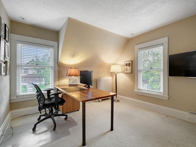 132 W 36th Street, Minneapolis, MN 55408