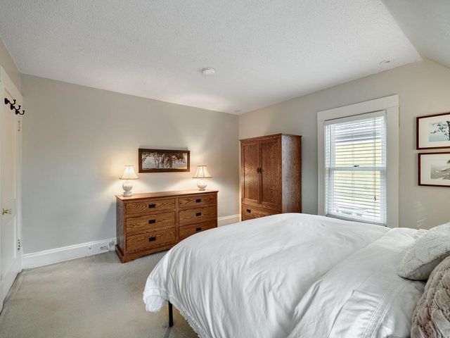 132 W 36th Street, Minneapolis, MN 55408