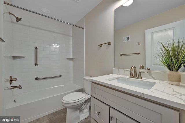 1205 HAWTHORNE ST, Shady Side, MD 20764
