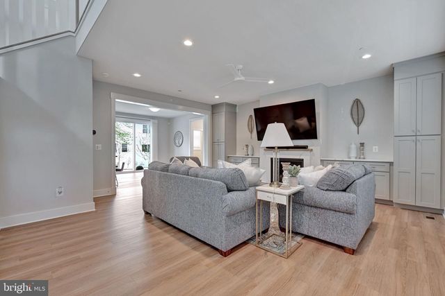 1205 HAWTHORNE ST, Shady Side, MD 20764