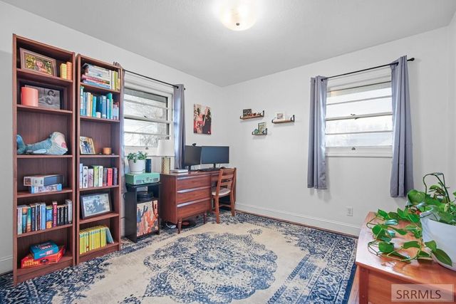 1675 S Higbee Avenue, Idaho Falls, ID 83404