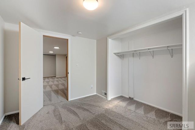 1675 S Higbee Avenue, Idaho Falls, ID 83404