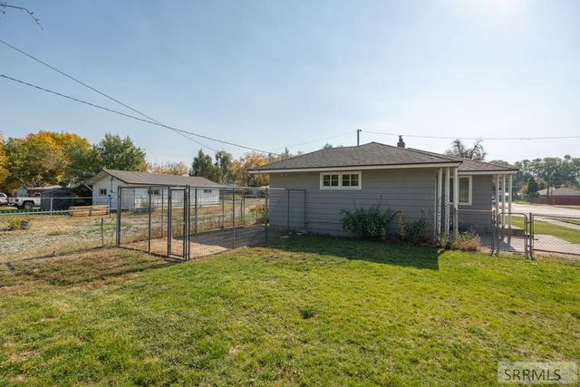 1675 S Higbee Avenue, Idaho Falls, ID 83404