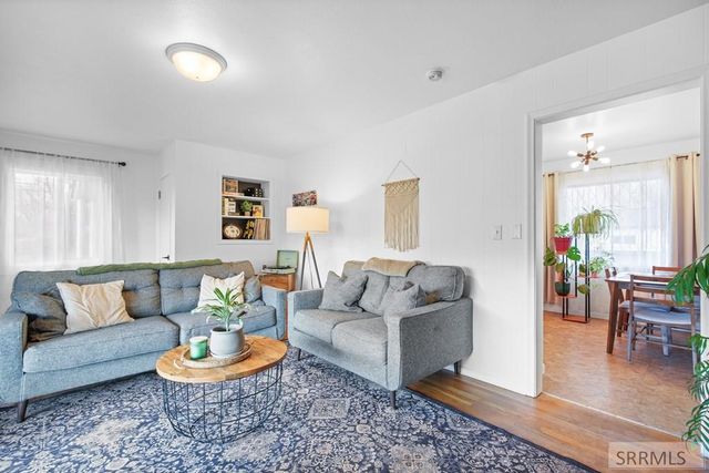 1675 S Higbee Avenue, Idaho Falls, ID 83404