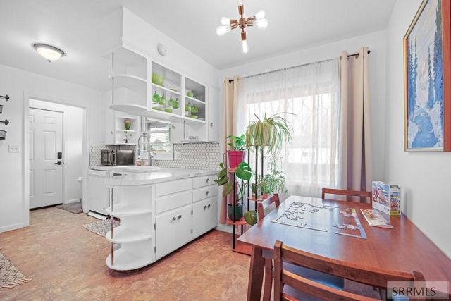 1675 S Higbee Avenue, Idaho Falls, ID 83404