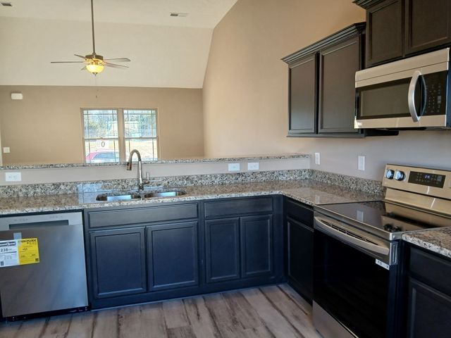 2914 Valley Farms Drive, Christiana, TN 37037