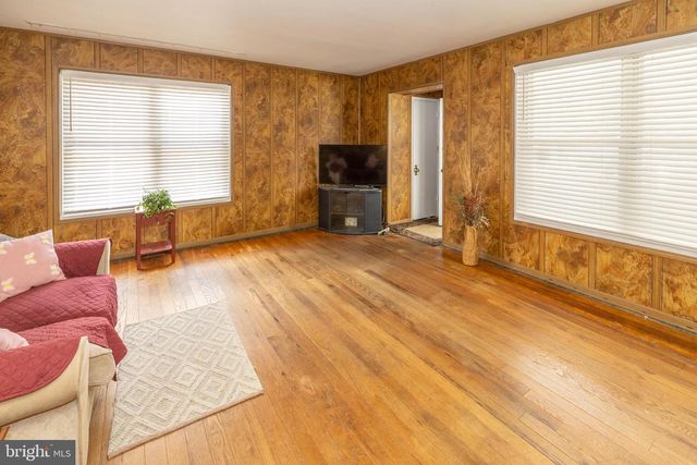 4822 SOUTH DAKOTA AVE NE, Washington, DC 20017