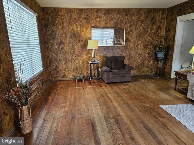 4822 SOUTH DAKOTA AVE NE, Washington, DC 20017