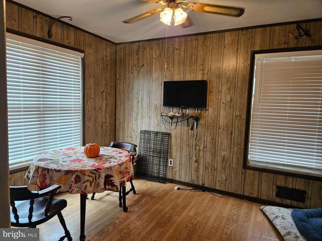 4822 SOUTH DAKOTA AVE NE, Washington, DC 20017