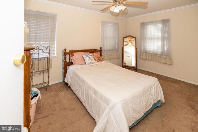 4822 SOUTH DAKOTA AVE NE, Washington, DC 20017