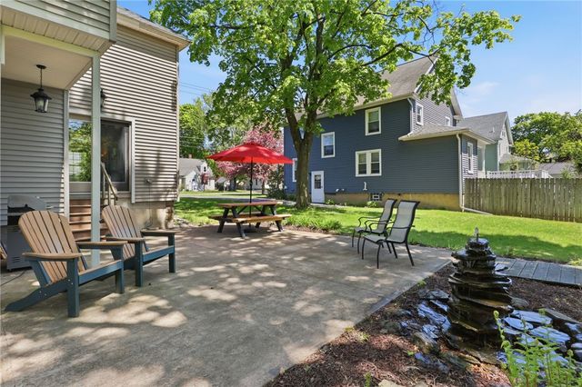 451 Ridge Road, Webster, NY 14580