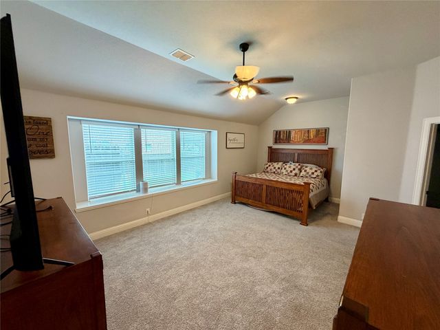 729 Oakleaf Drive, Midlothian, TX 76065