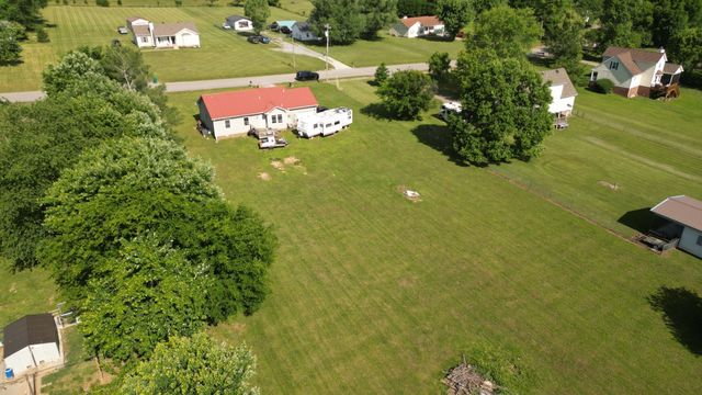4009 Sawmill Rd, Woodlawn, TN 37191