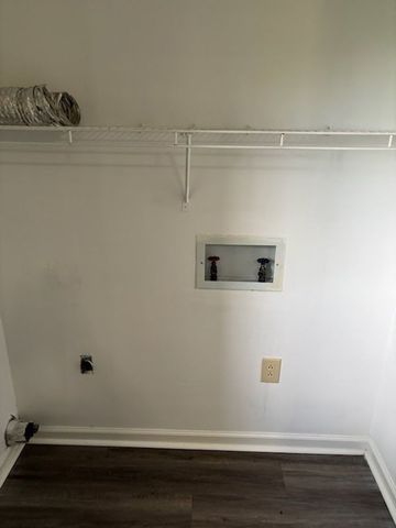1620 Baltimore Dr Apt C, Clarksville, TN 37043