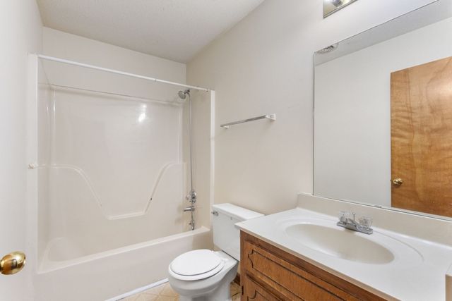1620 Baltimore Dr Apt C, Clarksville, TN 37043