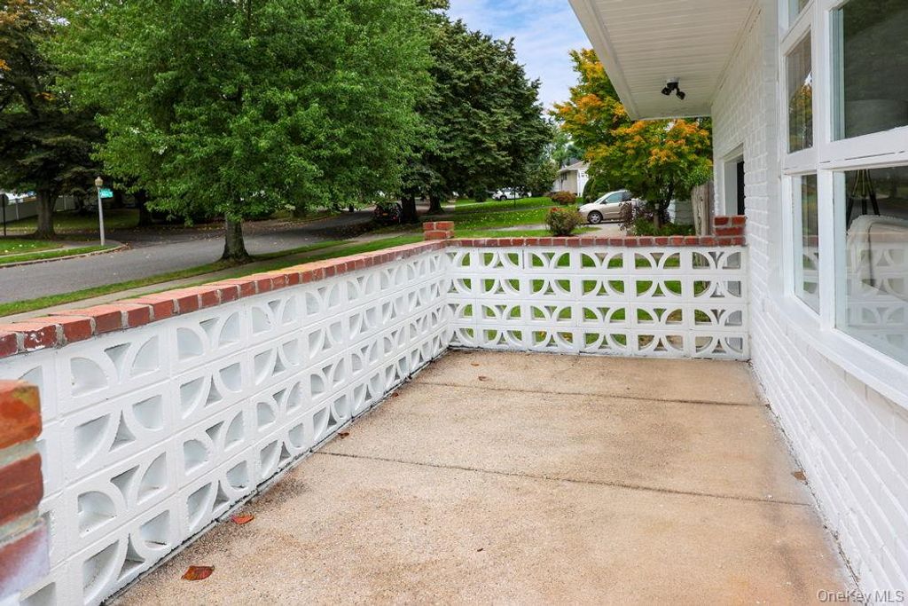 21 Dewey Road, Commack, NY 11725 — photo 3